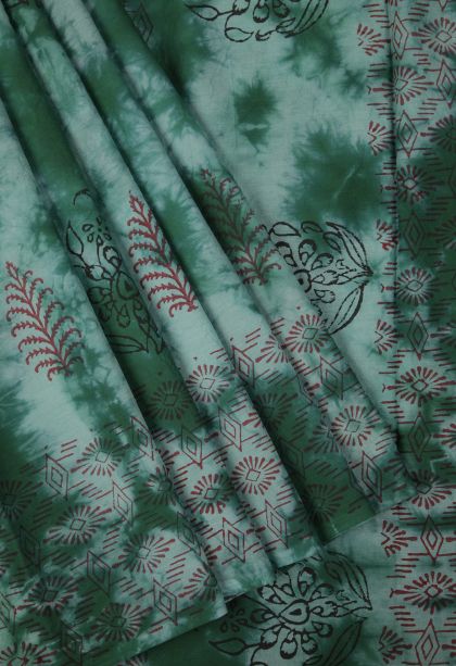 Bottle Green Cotton Sarees with Without Zari Zari Buttis (small Dots Or Motifs)