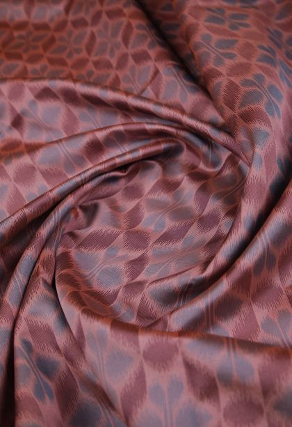 Crepe Pink Apoorva Silk Sarees with Copper Zari Geometric Shapes