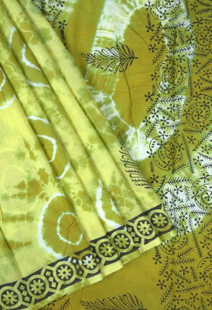 Olive Green Cotton Sarees with Without Zari Zari Floral Patterns