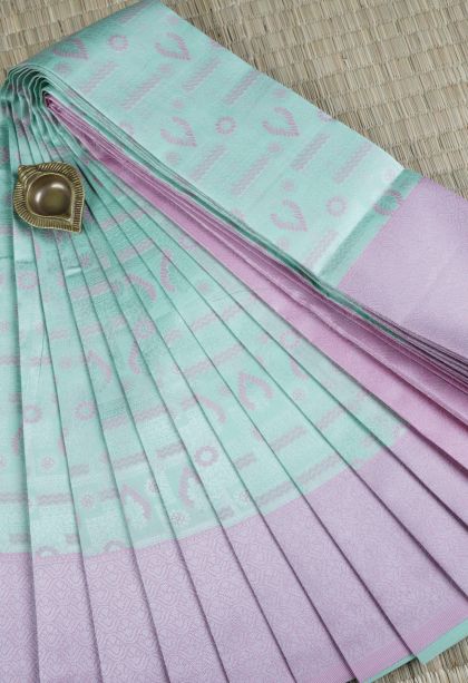 Arctic Blue Visiri Madippu Silk Sarees with Silver Zari Floral Patterns