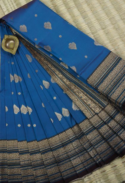 Cobalt Blue Visiri Madippu Silk Sarees with Gold Zari Buttis (small Dots Or Motifs)