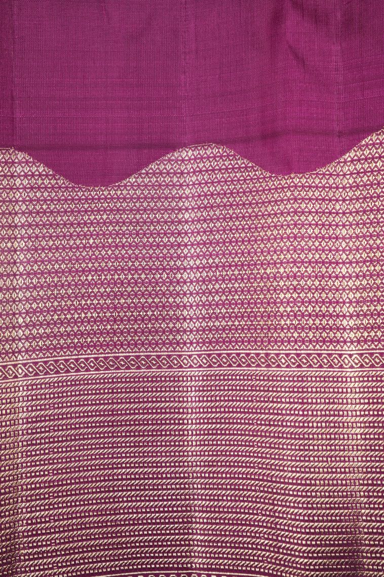 Magenta Purple Kanchipuram Silk Sarees with Gold Zari Buttis (small Dots Or Motifs) view 3