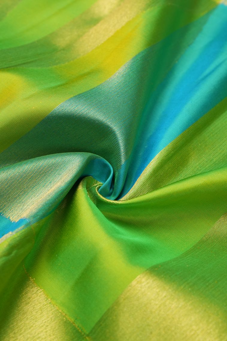 Sky Blue Kanchipuram Silk Sarees with Gold And Silver Zari Geometric Shapes view 4