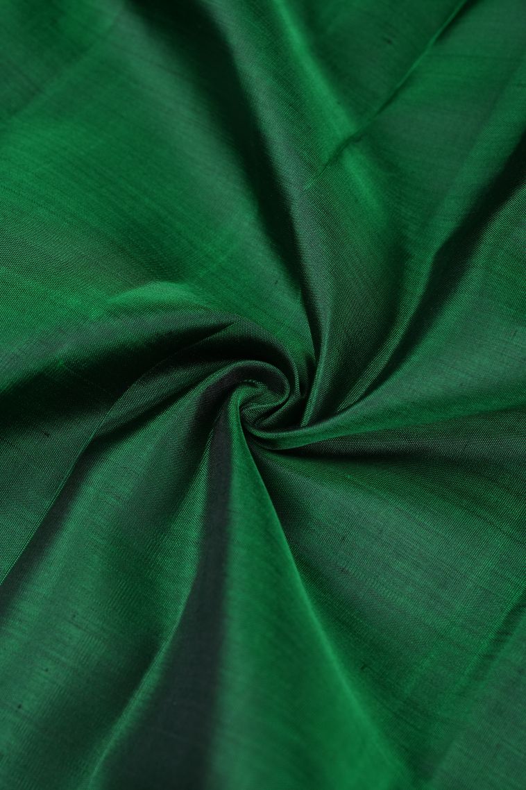 Bottle Green Kanchipuram Silk Sarees with Without Zari Zari Plain view 4