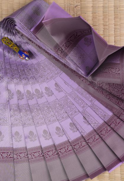 Orchid Purple Visiri Madippu Silk Sarees with Silver Zari Floral Patterns