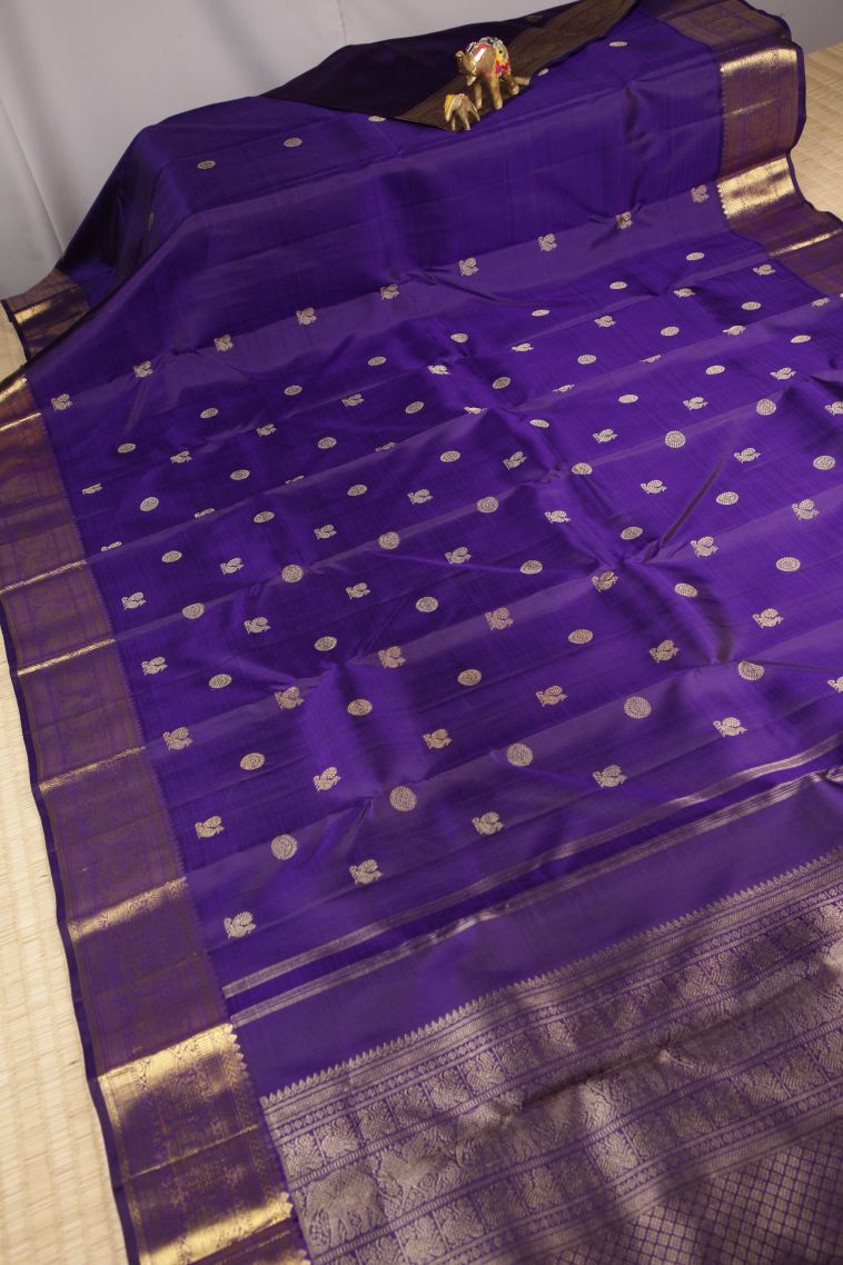 Viola Purple Kanchipuram Silk Sarees with Gold Zari Buttis (small Dots Or Motifs) view 2