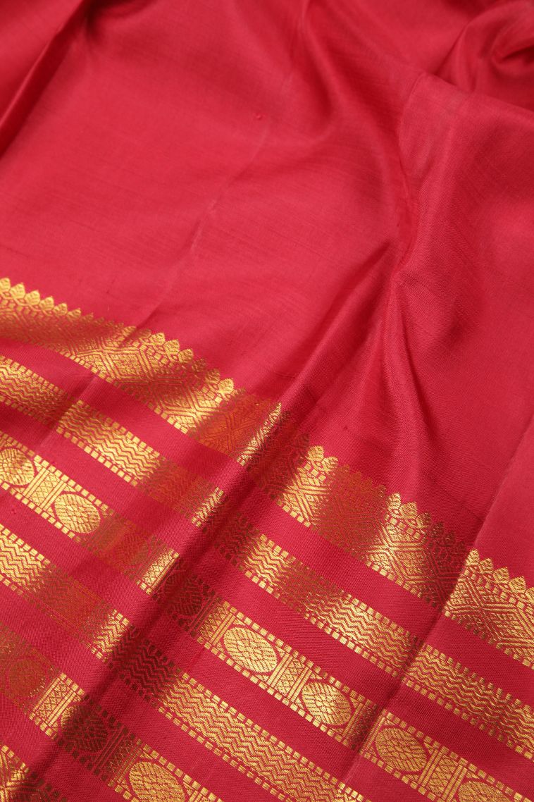 Daisy White Kanchipuram Silk Sarees with Gold Zari Buttis (small Dots Or Motifs) view 3