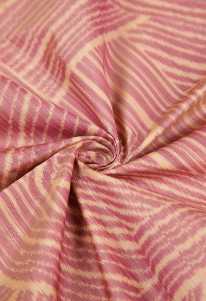 Flamingo Pink Soft Silk Sarees with Without Zari Zari Geometric Shapes