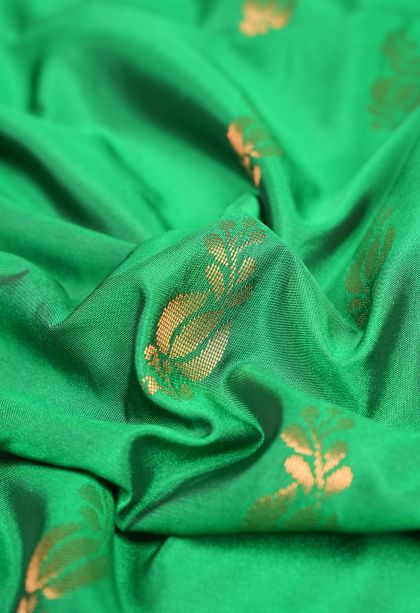 Shamrock Green Soft Silk Saree with Copper Zari Buttis (small Dots Or Motifs)