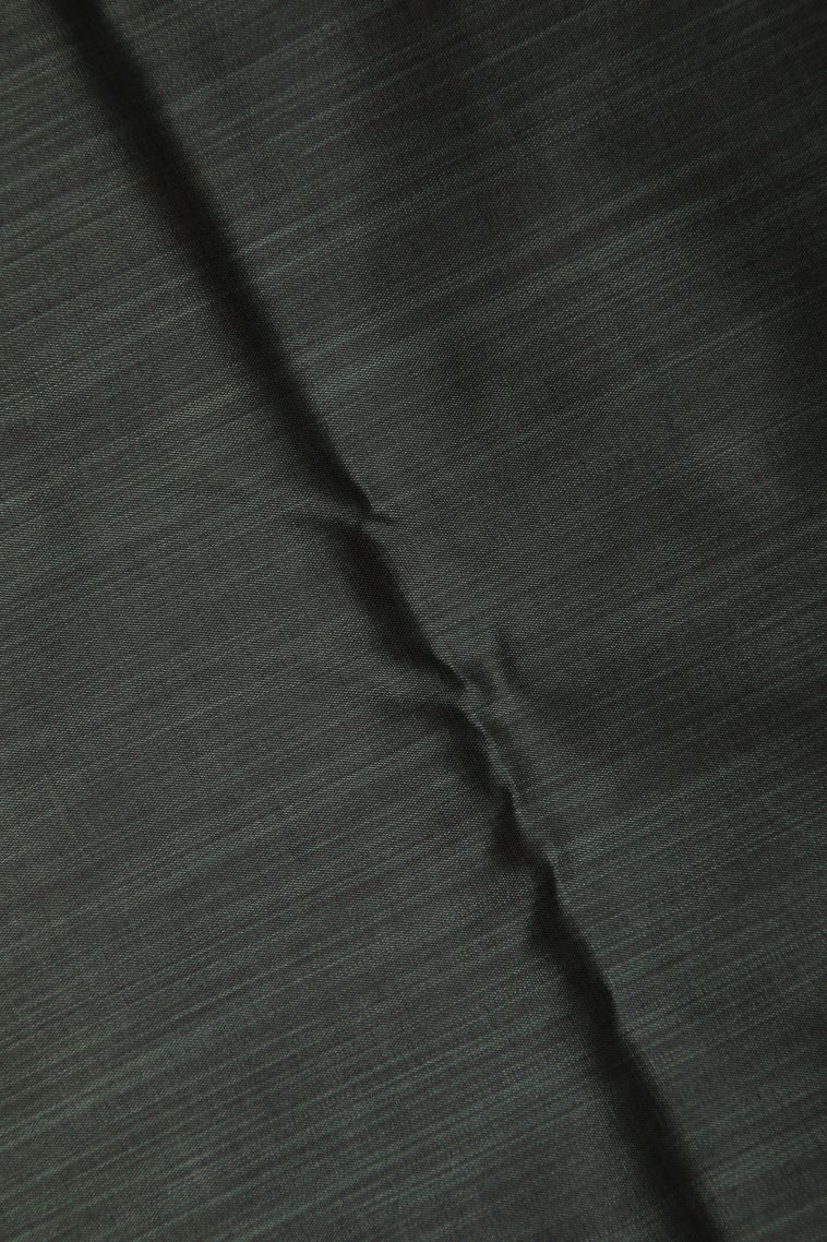 Moccon Green Soft Silk Sarees with Without Zari Zari Geometric Shapes view 3