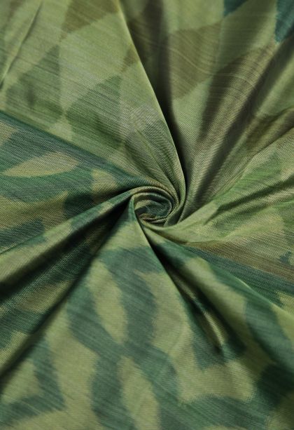 Moccon Green Soft Silk Sarees with Without Zari Zari Geometric Shapes