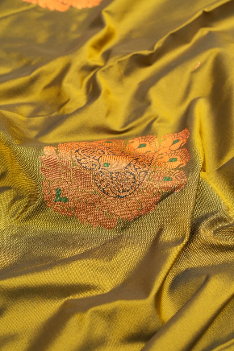 Paris Green Visiri Madippu Silk Sarees with Copper Zari Buttis (small Dots Or Motifs) view 4