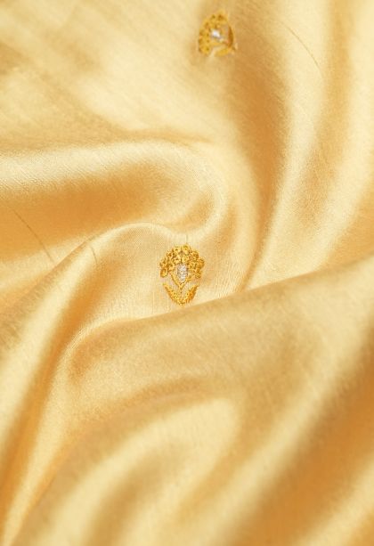 Cream White Tussar Saree with Without Zari Zari Buttis (small Dots Or Motifs)