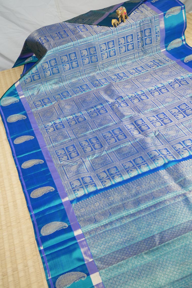 Peacock Blue Kanchipuram Silk Sarees with Gold Zari Floral Patterns view 2