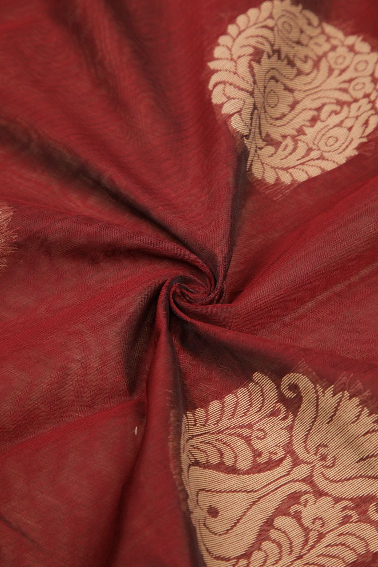 Bindi Red Silk Cotton with Without Zari Zari Buttis (small Dots Or Motifs) view 4
