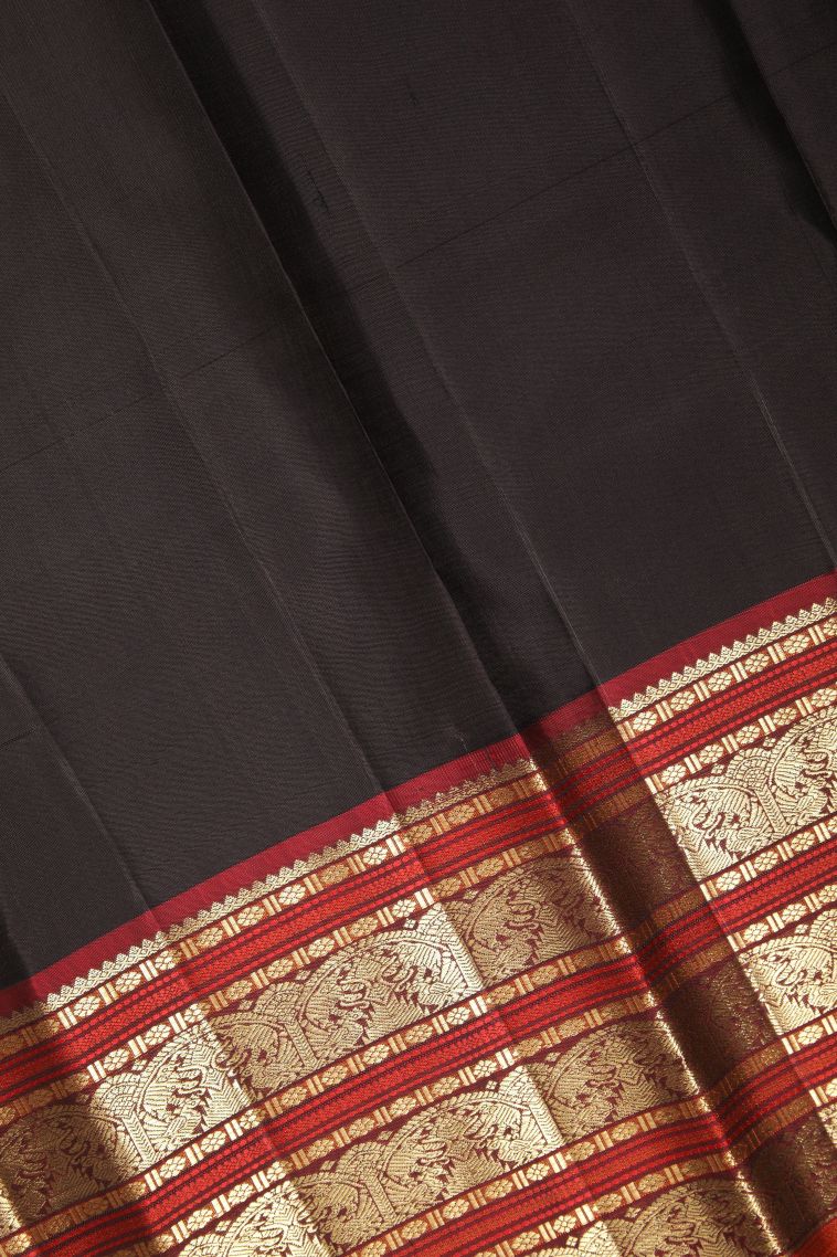 Cream White Kanchipuram Silk Sarees with Gold Zari Buttis (small Dots Or Motifs) view 3