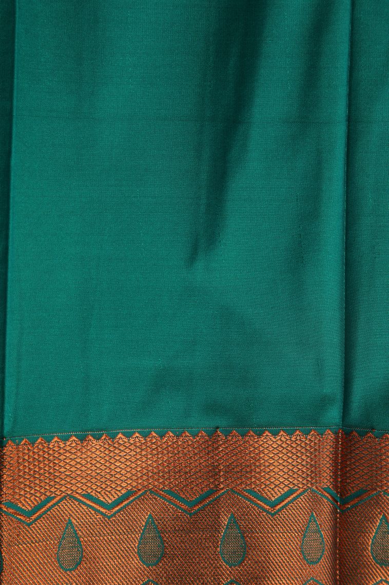 Honey Orange Visiri Madippu Silk Sarees with Copper Zari Floral Patterns view 3