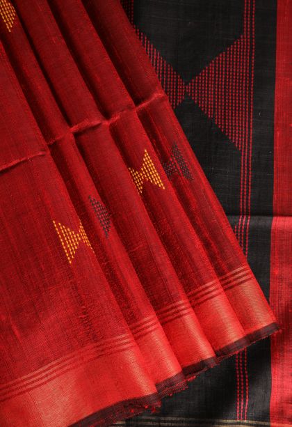 Dawn Red Jute Sarees with Gold Zari Geometric Shapes