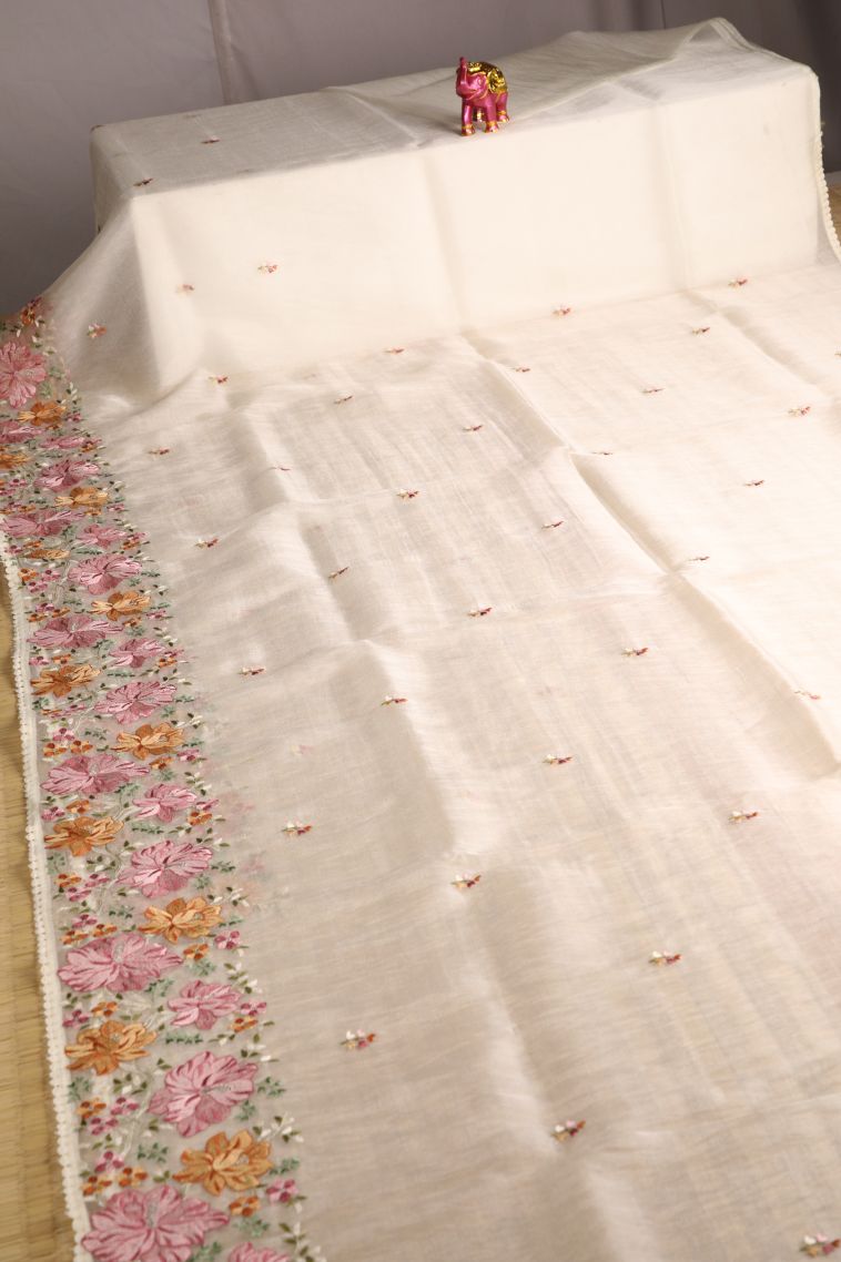 Alabaster White Organza Saree with Multy Colour Zari Floral Puttas view 2