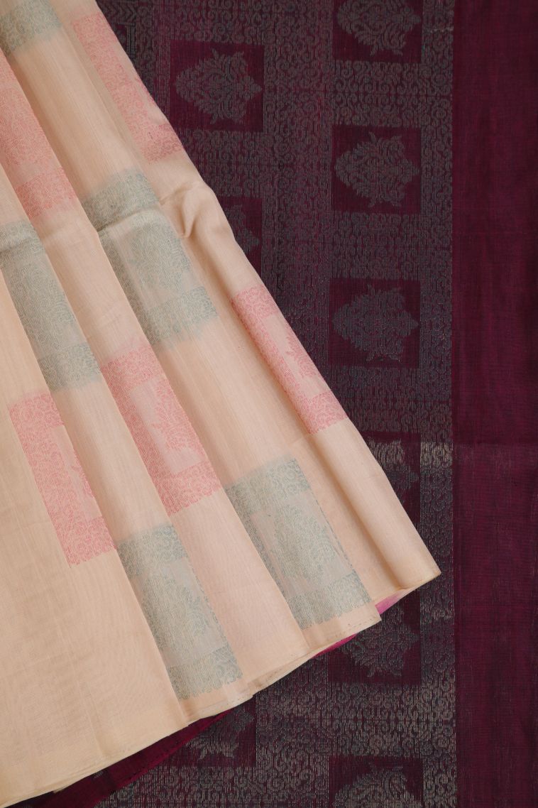 Salmon Pink Silk Cotton Sarees with Silver Zari Floral Patterns view 1