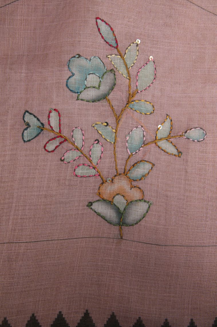 Lemonade Pink Linen Saree with Without Zari Zari Floral Patterns view 3