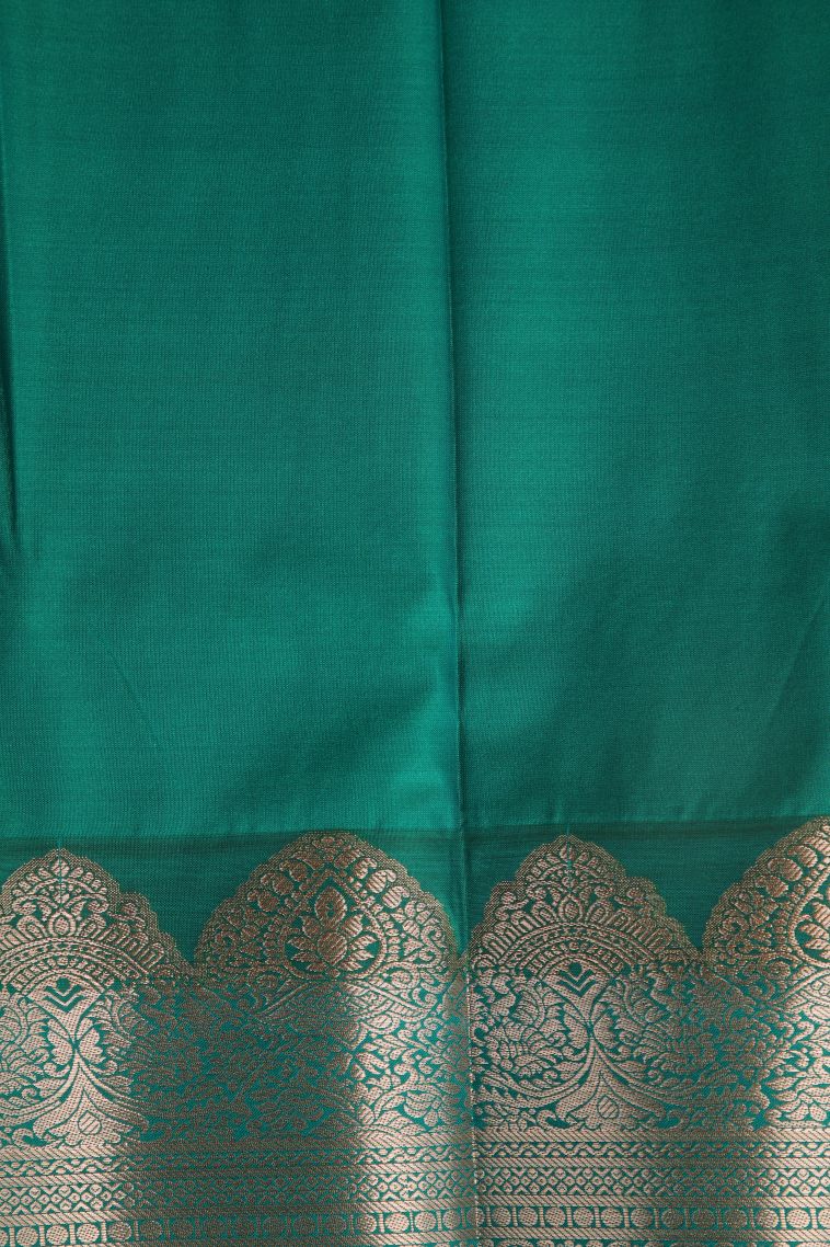 Berry Blue Visiri Madippu Silk Sarees with Copper Zari Thilagam Puttas view 3