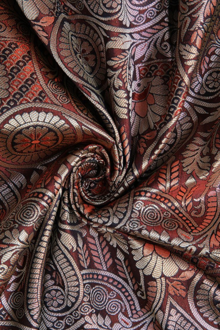 Tawny Brown Visiri Madippu Silk Sarees with Silver Zari Floral Patterns view 4