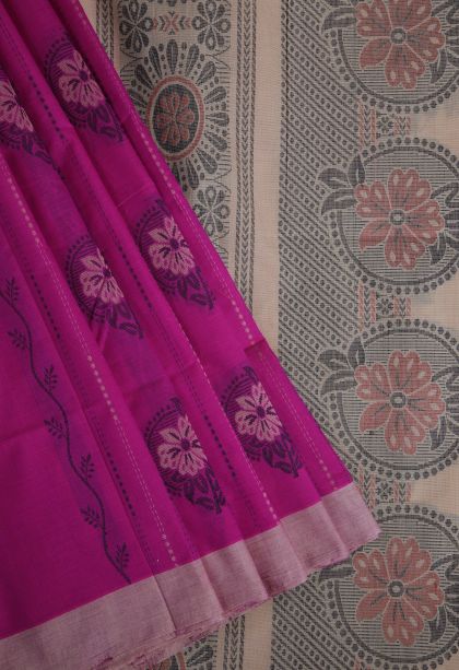 Magenta  Pink Pure Handloom Kovai Cotton with Without Zari Zari Floral Patterns