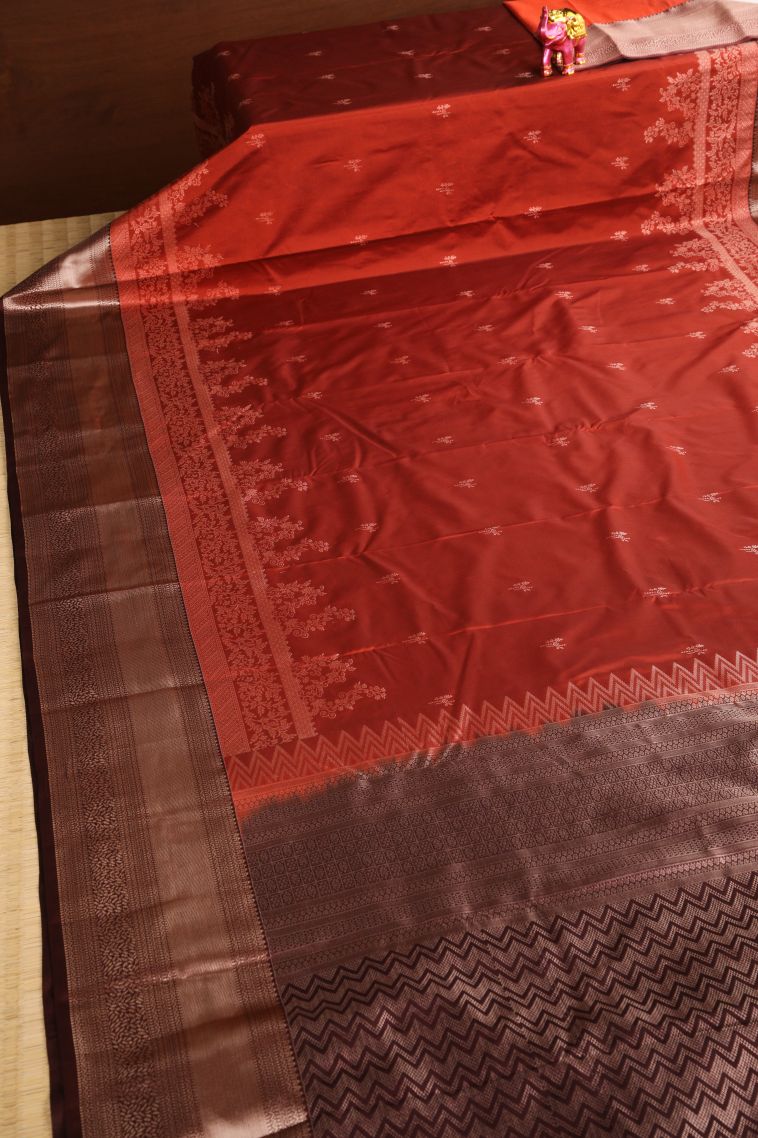 Crimson Red Apoorva Silk Sarees with Gold Zari Floral Puttas view 2