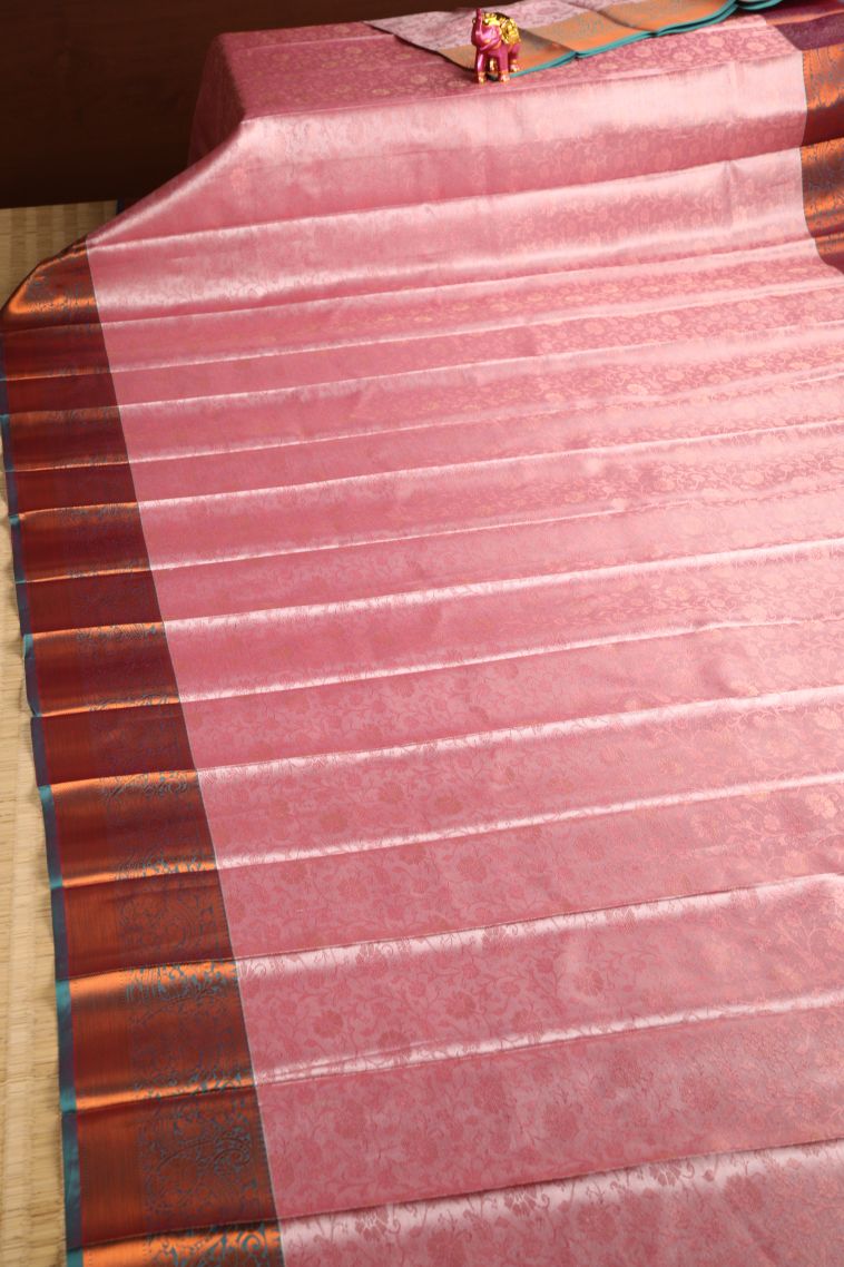 Crepe Pink Visiri Madippu Silk Sarees with Copper Zari Floral Patterns view 2