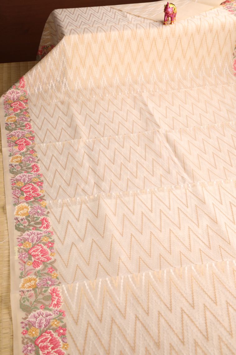 Coconut White Organza Saree with Multy Coiour Zari Geometric Shapes view 2