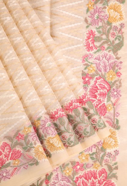 Coconut White Organza Saree with Multy Colour Zari Geometric Shapes