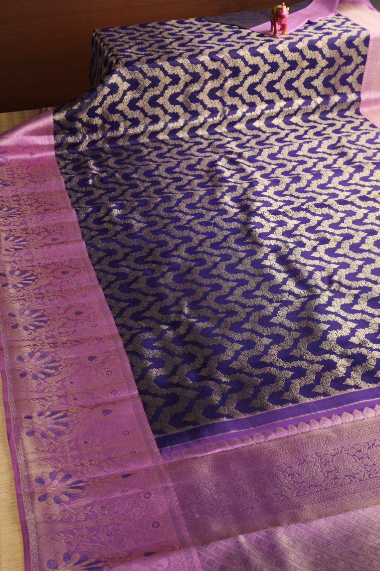 Indigo Blue Kanchipuram Silk Sarees with Gold Zari Neckless Pattern view 2