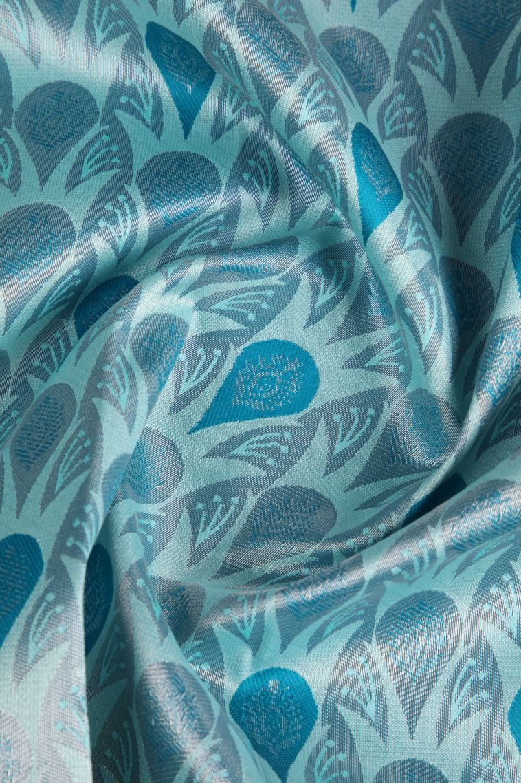 Arctic Blue Visiri Madippu Silk Sarees with Silver Zari Floral Patterns view 4