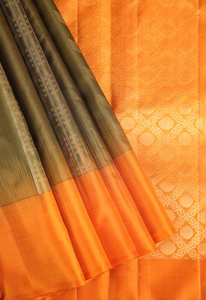 Moccon Green Soft Silk Saree with Gold Zari Geometric Shapes