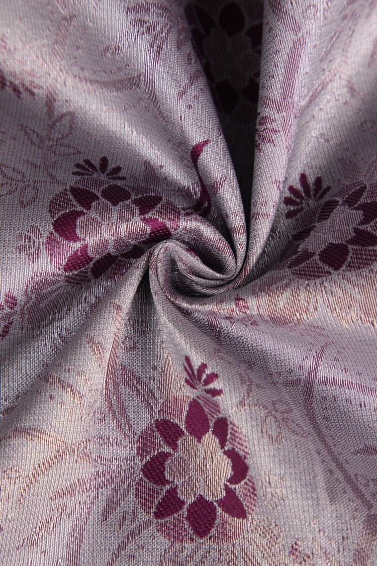 Grape Purple Visiri Madippu Silk Sarees with Silver Zari Floral Patterns view 4
