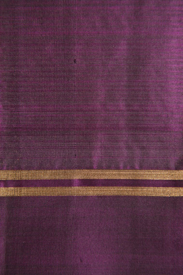 Cream White Soft Silk Saree with Gold Zari Raindrops Model view 3