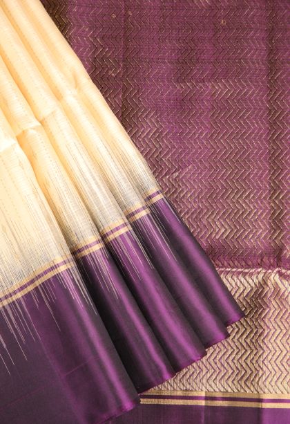 Cream White Soft Silk Saree with Gold Zari Raindrops Model