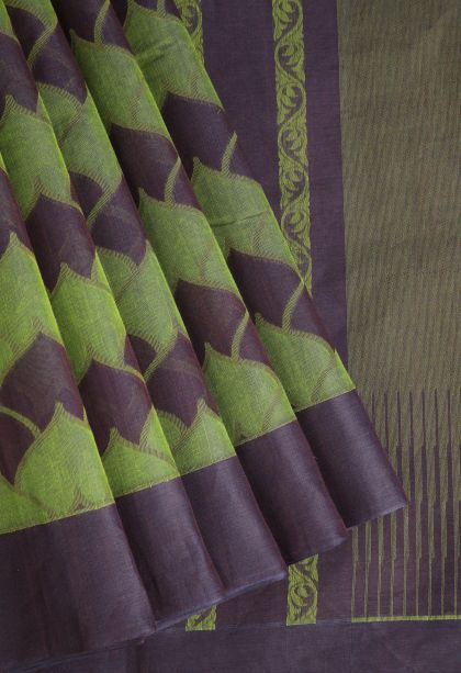 Pear Green Kovai Cotton Sarees with Without Zari Zari Geometric Shapes