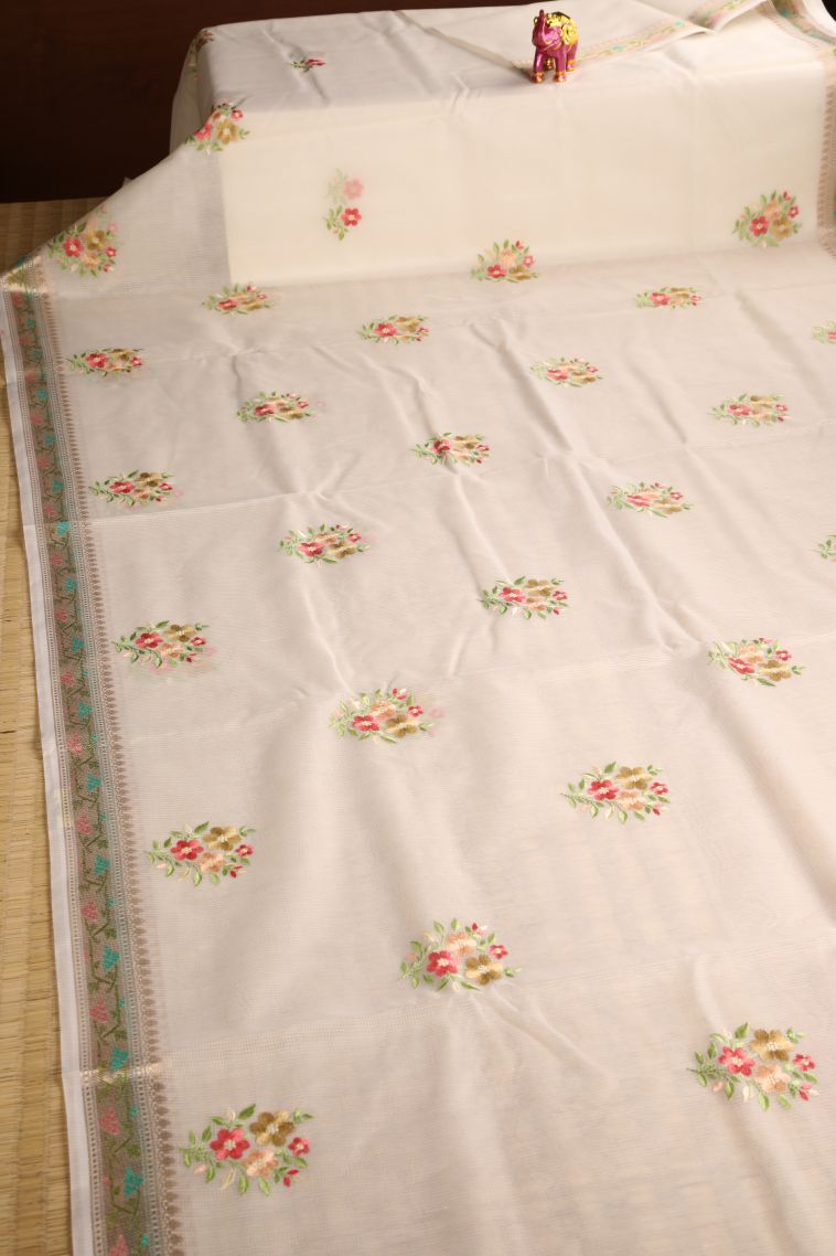 Alabaster White Manipuri Cotton Sarees with Gold Zari Embroidary view 2
