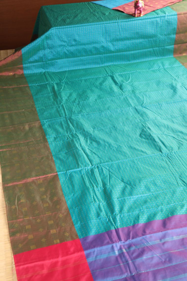 Cerulean Blue Visiri Madippu Silk Sarees with Gold Zari Rain Drops Mottif view 2