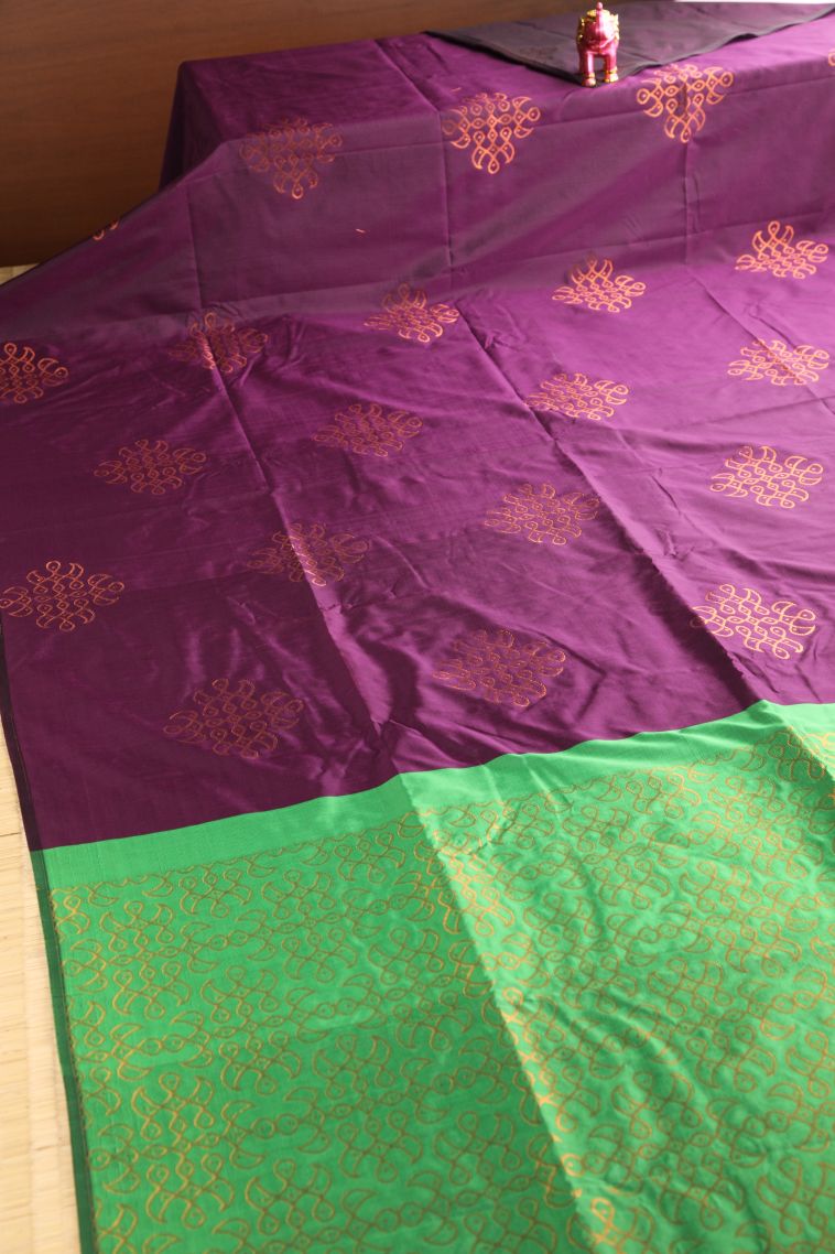 Bosenberry Purple Soft Silk Saree with Copper Zari Kolam Pattern view 2