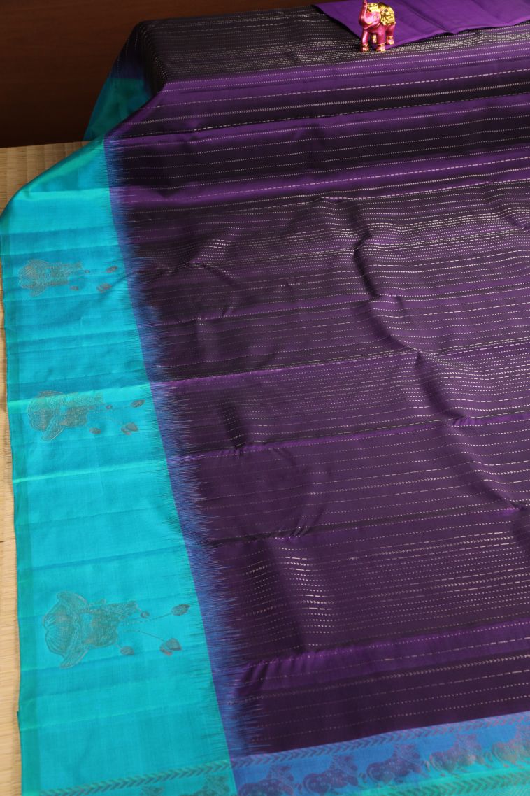 Viola Purple Soft Silk Saree with Gold Zari Vaira Oosi view 2