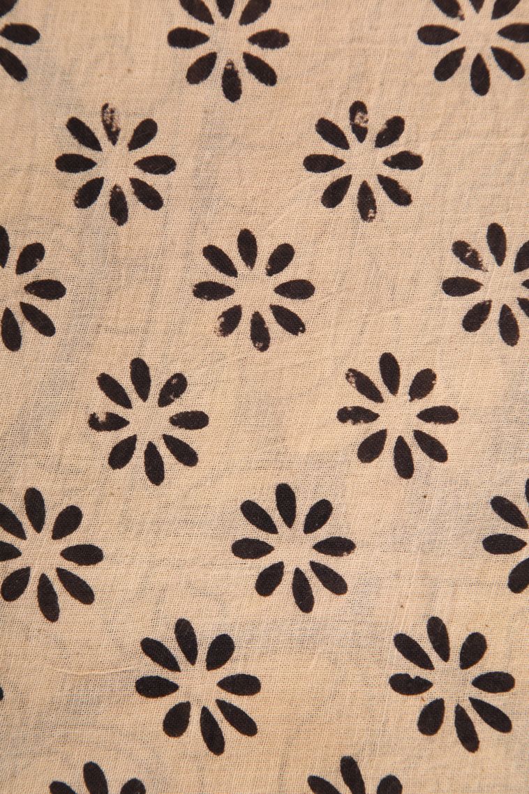 Daffane Blue Kalamkari with Without Zari Zari Kolam Pattern view 3