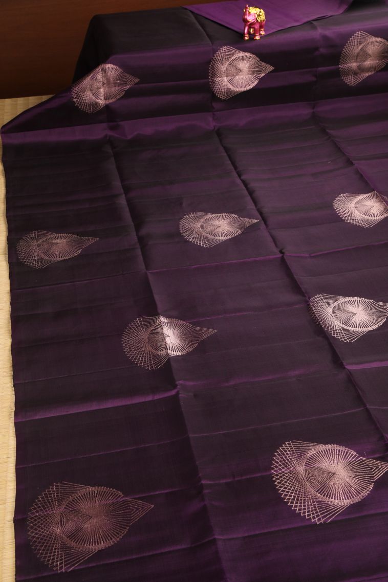 Sangria Purple Soft Silk Saree with Gold Zari Thilagam Puttas view 2