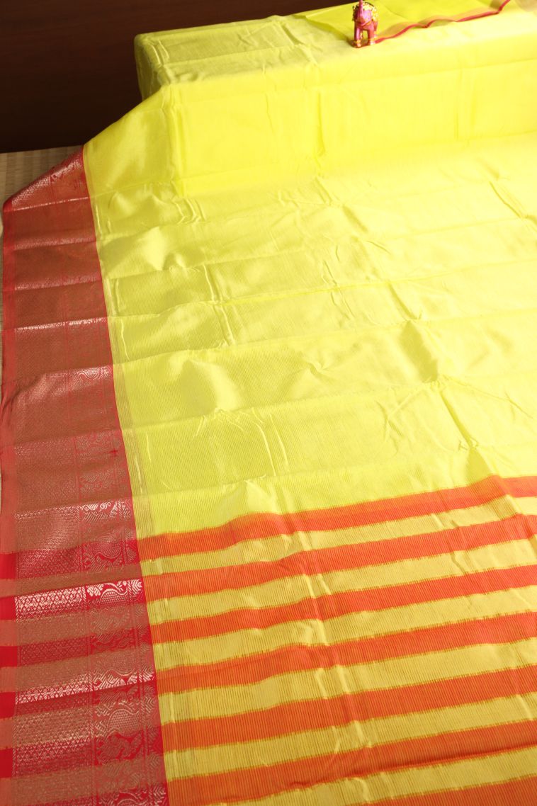 Lemon Yellow Cotton Sarees with Gold Zari Plain view 2
