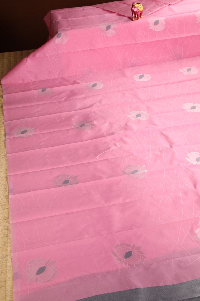 Rose Pink Visiri Madippu Silk Sarees with Silver Zari Floral Patterns view 2