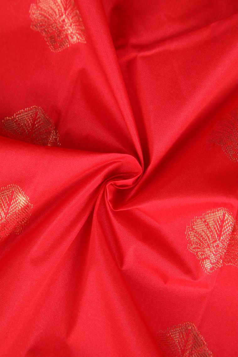 Rose  Red Visiri Madippu Silk Sarees with Copper Zari Floral Patterns view 4
