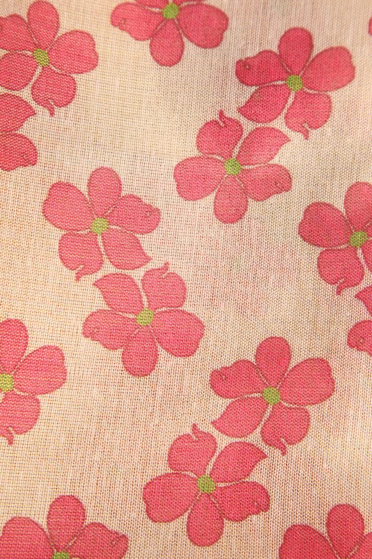 Vanilla Custard Yellow Tissue Silk Sarees with Gold Zari Floral Puttas view 3