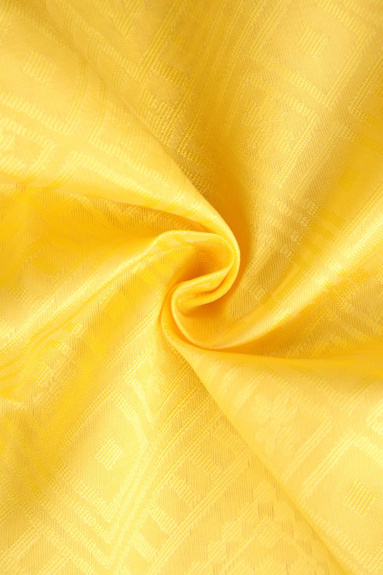 Lemon Yellow Visiri Madippu Silk Sarees with Silver Zari Floral Patterns view 4